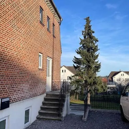 Hb Free Parking, Budget Friendly Ольборг